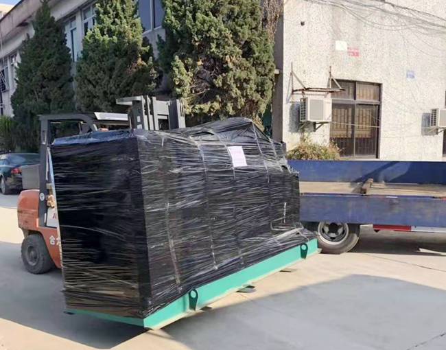 湖北客戶300kw二手發(fā)電機(jī)出貨